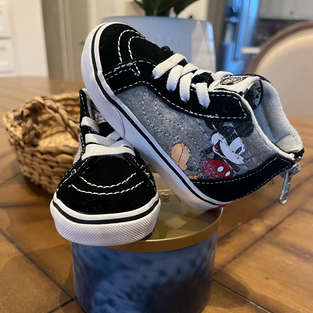 Disney Mickey Mouse Hi-zip Vans